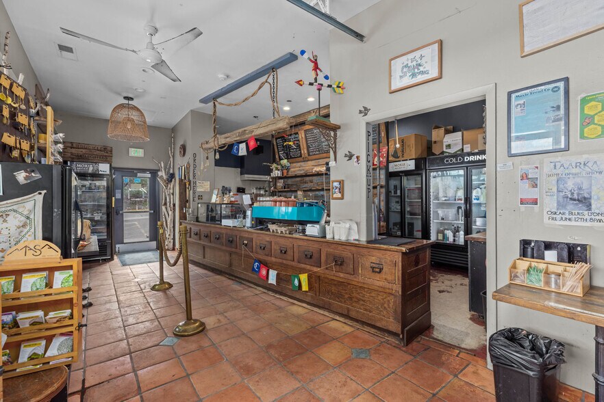 More Photos Of 442 High St, Lyons Restaurant For Sale