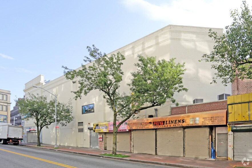 More Photos Of 16302 Jamaica Ave, Jamaica Freestanding For Lease