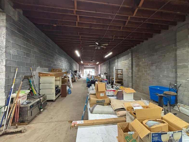 More Photos Of 1140 Wilson Rd, Norfolk Warehouse For Sale