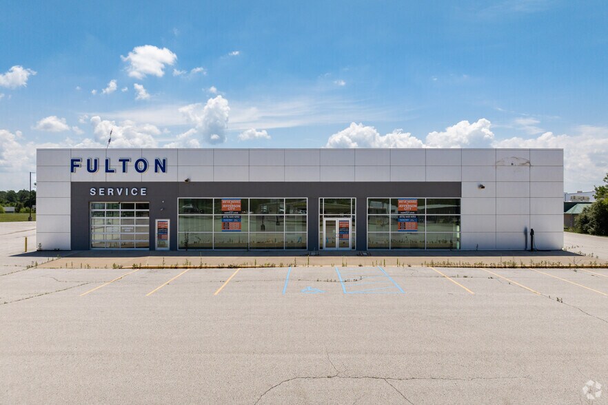 More Photos Of 1202 S Business 54, Fulton Auto Dealership For Sale