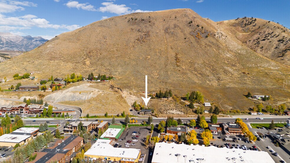 More Photos Of 855 W Broadway Ave, Jackson Apartments For Sale