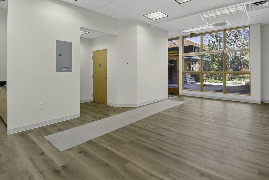 More Photos Of 88 Inverness Cir E, Englewood Office For Sale