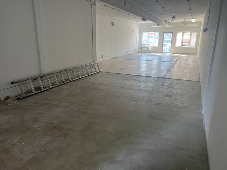More Photos Of 9612 Franklin Av, Fort McMurray Freestanding For Lease