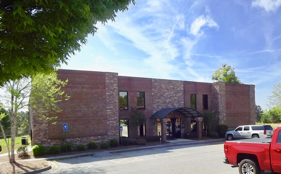 More Photos Of 410 Grayson Dr, Winder Distribution For Lease