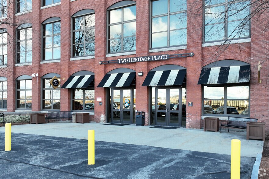 More Photos Of 439 S Union St, Lawrence Office For Lease