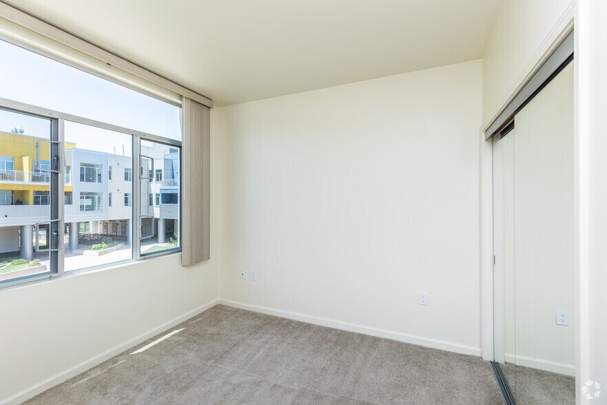 More Photos Of 195 Page Mill Rd, Palo Alto Apartments For Lease