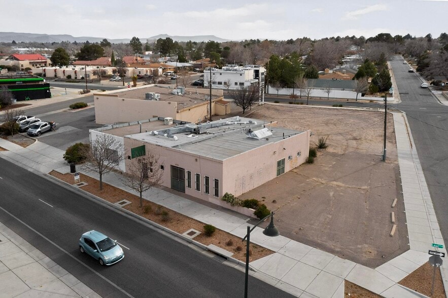 More Photos Of 4204-4206 Lead Ave SE, Albuquerque Office For Sale