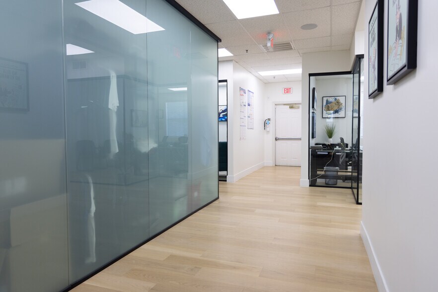 More Photos Of 515 W Southlake Blvd, Southlake Medical For Lease