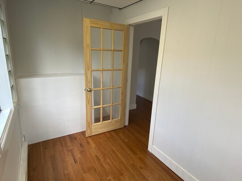 More Photos Of 105 Willowbrook Rd, South Abington Office Residential For Lease