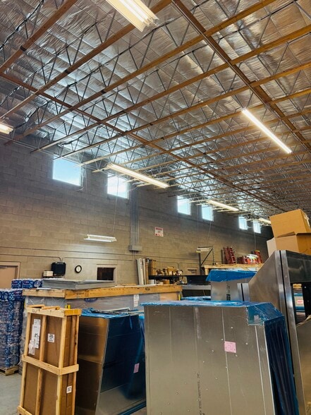 More Photos Of 4655 S Coach Dr, Tucson Warehouse For Sale