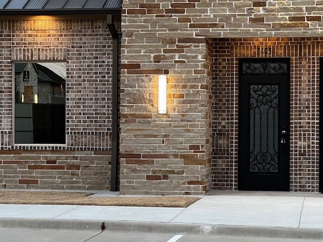 More Photos Of 1400 N Coit Rd, McKinney Unknown For Lease