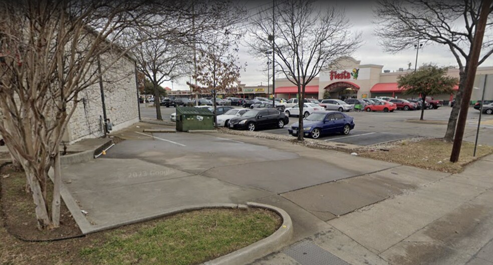 More Photos Of 969 E Irving Blvd, Irving Storefront For Sale