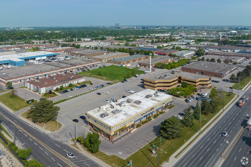 More Photos Of 7240 Woodbine Ave, Markham Office For Lease