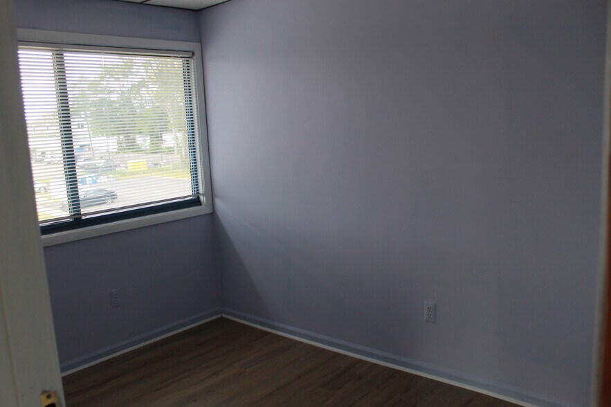 More Photos Of 3321 Doris Ave, Ocean Unknown For Lease