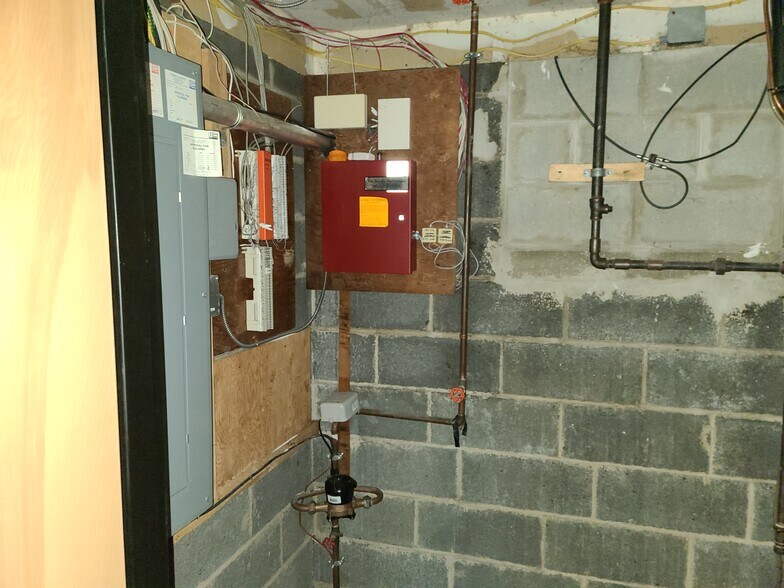 More Photos Of 59 Highway 516, Old Bridge Medical For Sale