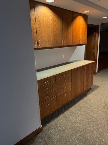 More Photos Of 2829 Royal Ave, Madison Warehouse For Lease
