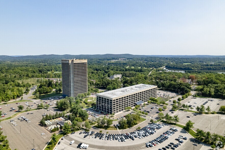 More Photos Of 1 Blue Hill Plz, Pearl River Unknown For Lease