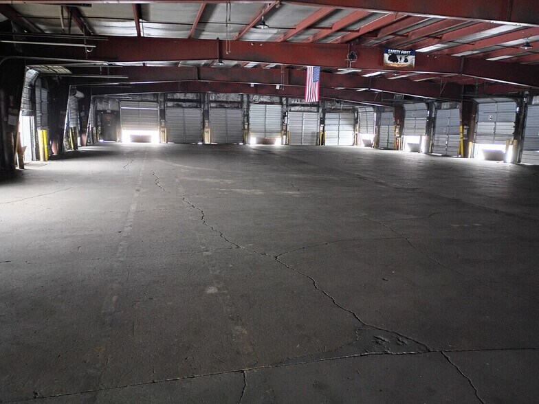 More Photos Of 11740 Dixie Hwy, Birch Run Truck Terminal For Lease