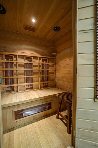 More Photos Of 3450 Esperanza Rd, Keuka Park Specialty For Sale