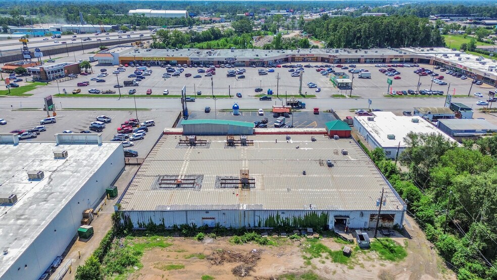 More Photos Of 5231 Aldine Mail Rd, Houston General Retail For Lease