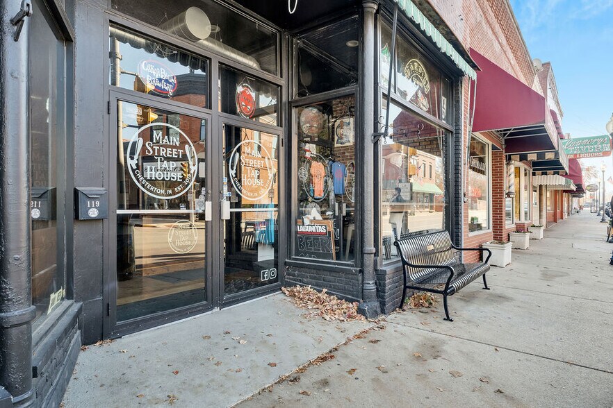 More Photos Of 119 S Calumet Ave, Chesterton Storefront Retail Residential For Lease