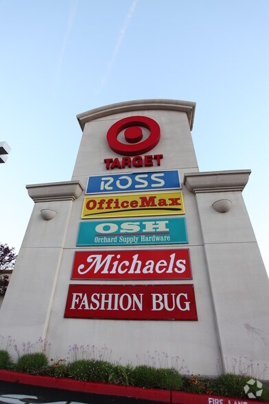 More Photos Of 2305 Theater Dr, Paso Robles Unknown For Lease