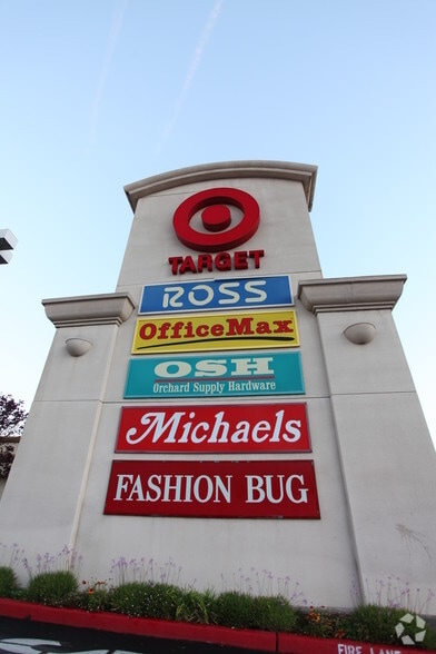 More Photos Of 2305 Theater Dr, Paso Robles Unknown For Lease