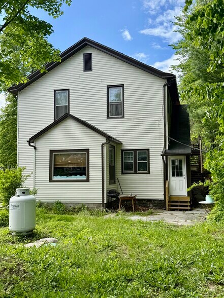 More Photos Of 2 Striebel Rd, Woodstock Apartments For Sale