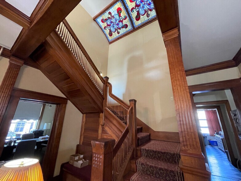 More Photos Of 1435 Market Ave N, Canton Office Residential For Lease