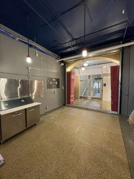 More Photos Of 801 Chase St, Annapolis Specialty For Lease