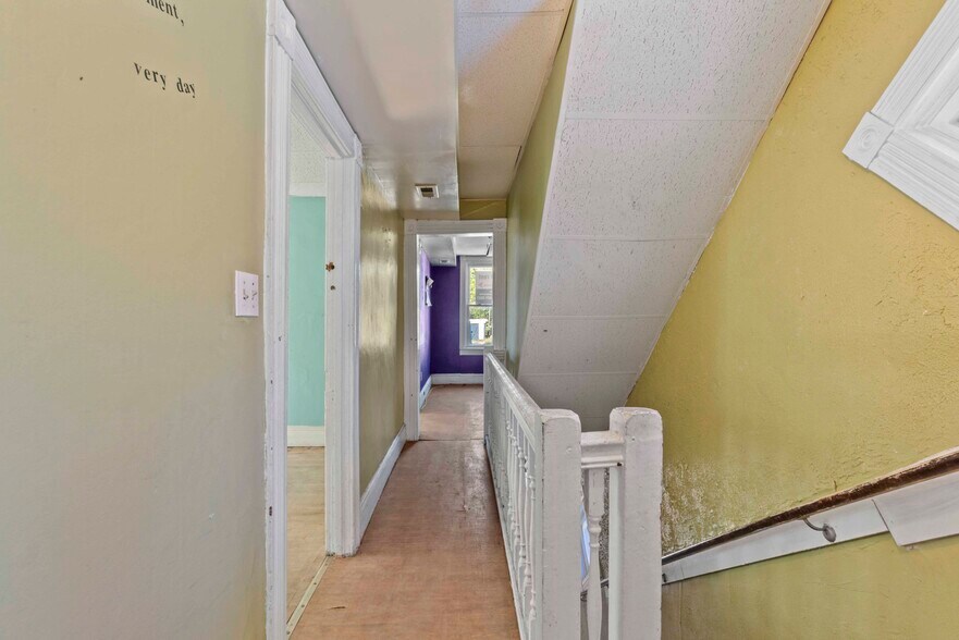 More Photos Of 5447 Belair Rd, Baltimore Storefront Retail Office For Sale