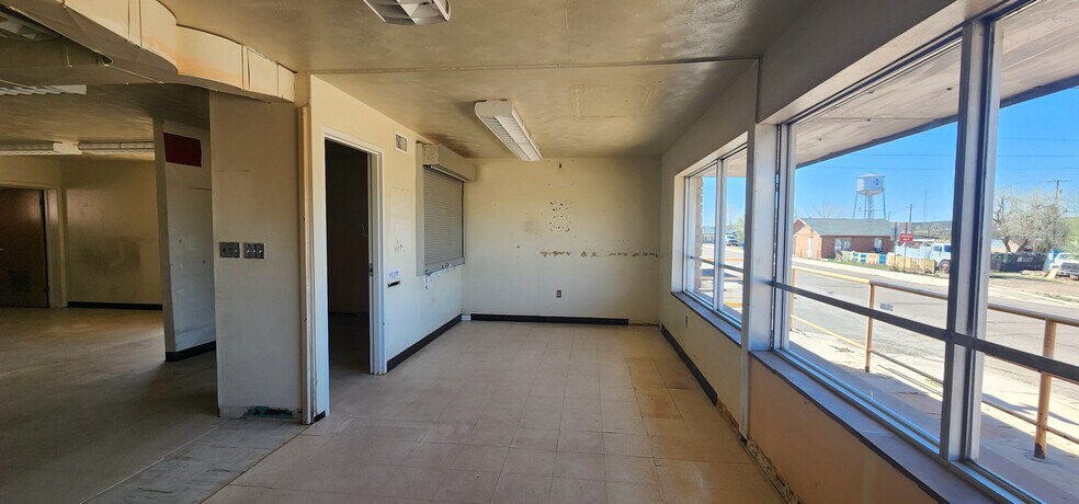 More Photos Of 435 Park Ave, Ash Fork Post Office For Sale