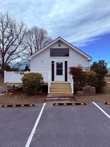 More Photos Of 3390 Urbana Pike, Urbana Medical For Lease