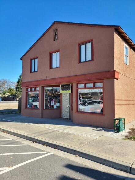 More Photos Of 4624 Main St, Denair Storefront Retail Residential For Sale