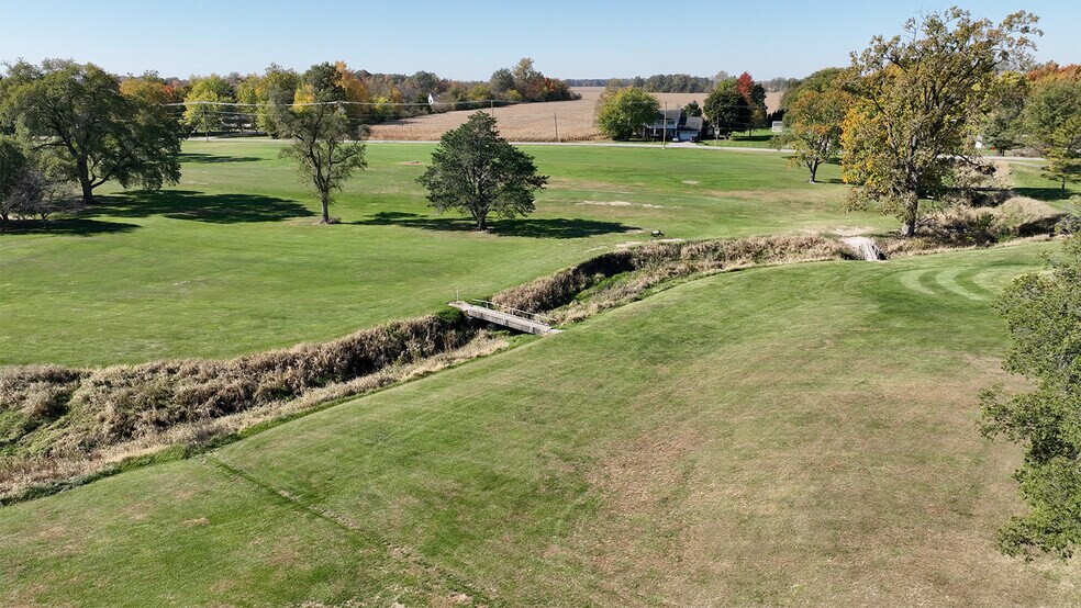 More Photos Of 1605 W Water St, Hartford City Land For Sale