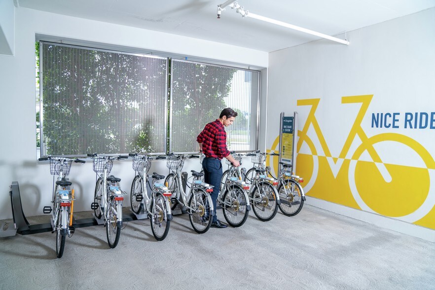 More Photos Of 400 Spectrum Center Dr, Irvine Office For Lease