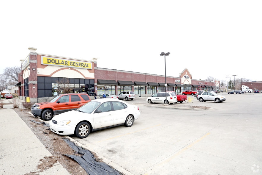 More Photos Of 7580 E 9 Mile Rd, Warren Unknown For Lease