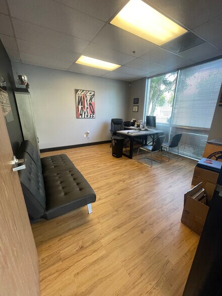 More Photos Of 1950 5th St, Norco Warehouse For Lease