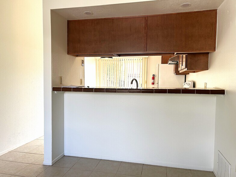 More Photos Of 2770 N Goyette Ave, Tucson Apartments For Sale