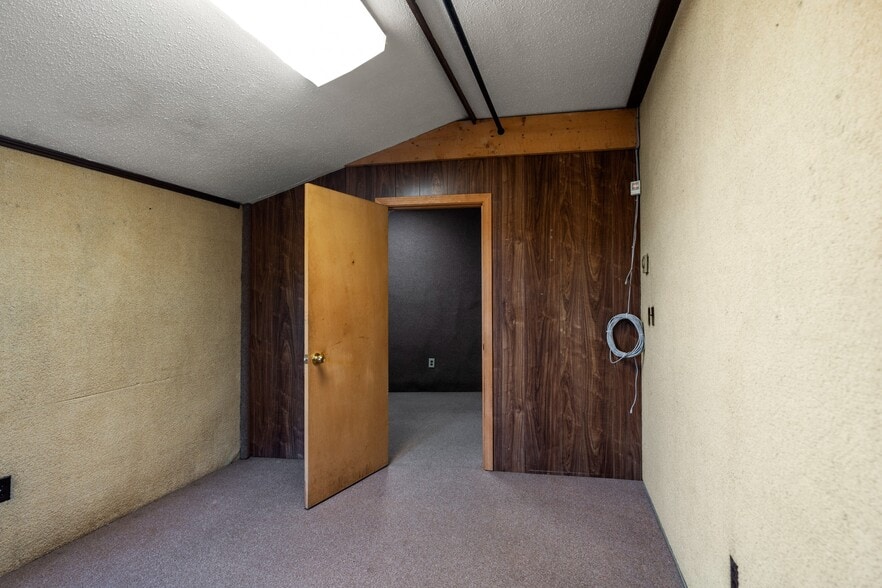 More Photos Of 50 Pleasant St, Norton Storefront Retail Office For Lease