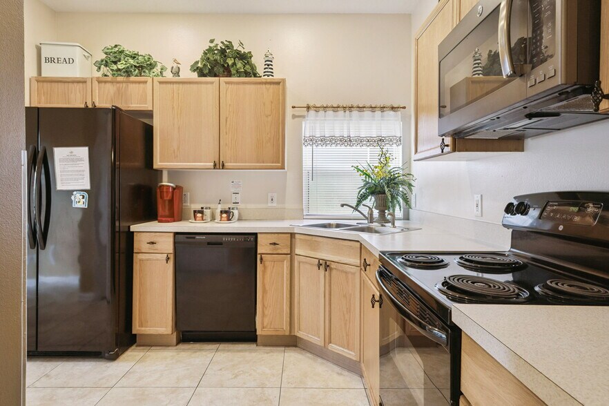 More Photos Of 8160 Fan Palm Way, Kissimmee Specialty For Sale