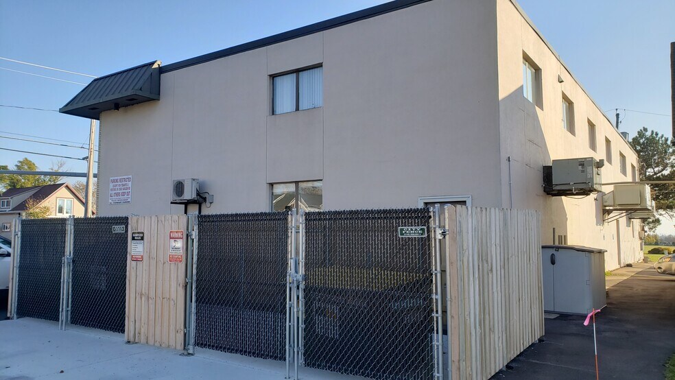 More Photos Of 3580 Harlem Rd, Cheektowaga Medical For Lease