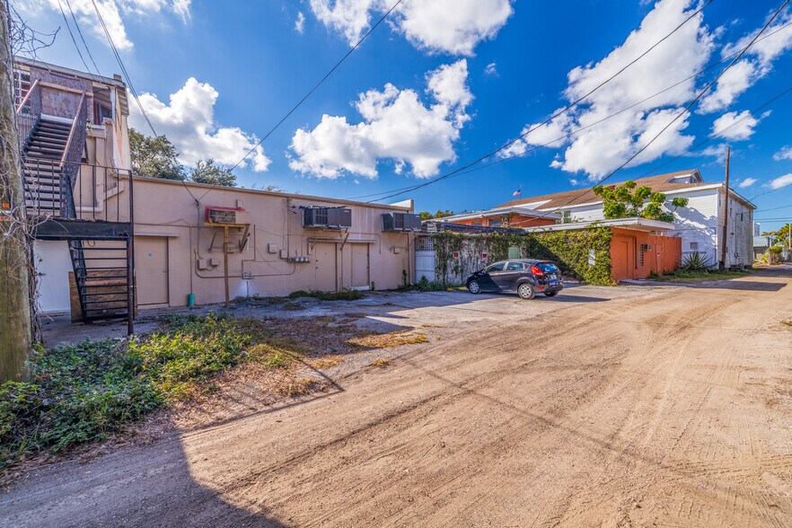 More Photos Of 2531 Central Ave, Saint Petersburg Restaurant For Lease