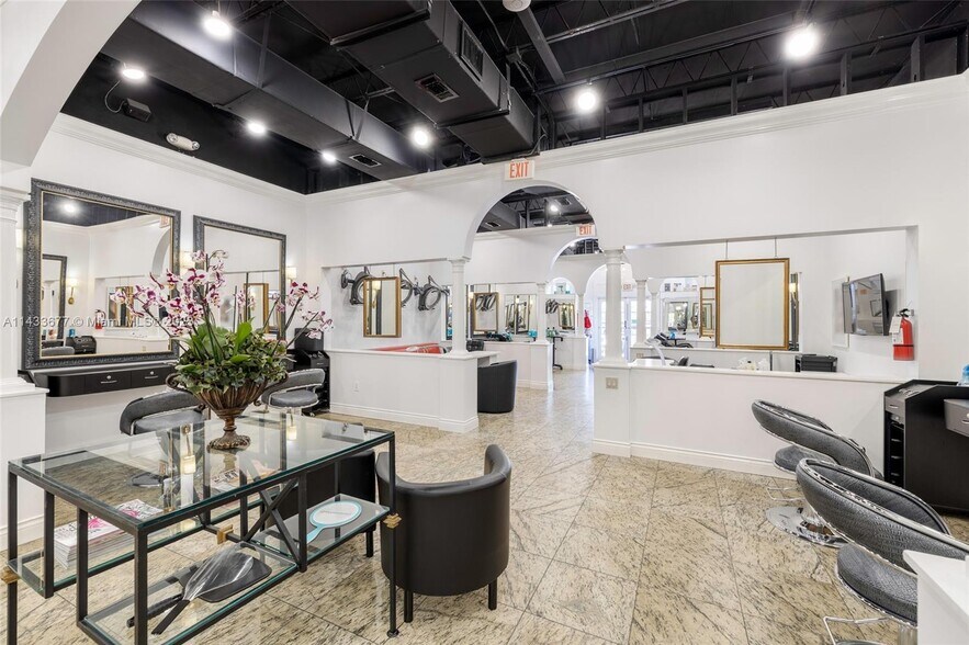 More Photos Of 520 Biltmore Way, Coral Gables Storefront Retail Office For Sale