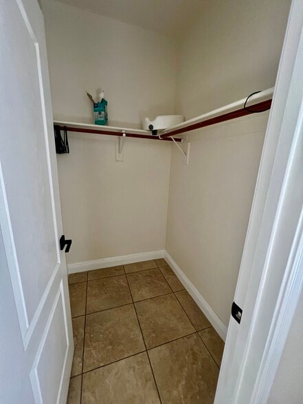 More Photos Of 21428 N 55th Ave, Glendale Assisted Living For Lease