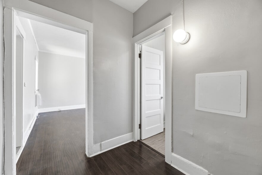 More Photos Of , Los Angeles Multifamily For Sale