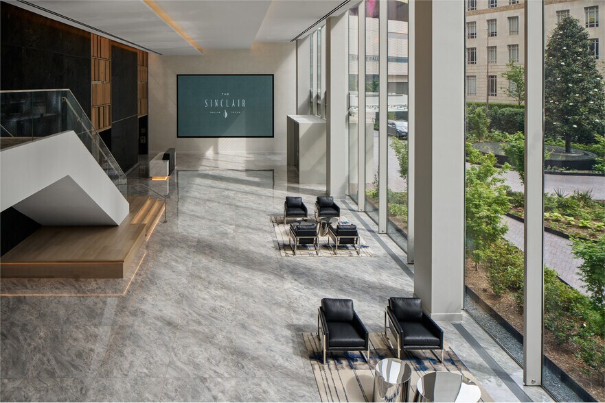 More Photos Of 401 N Ervay St, Dallas Office Residential For Lease