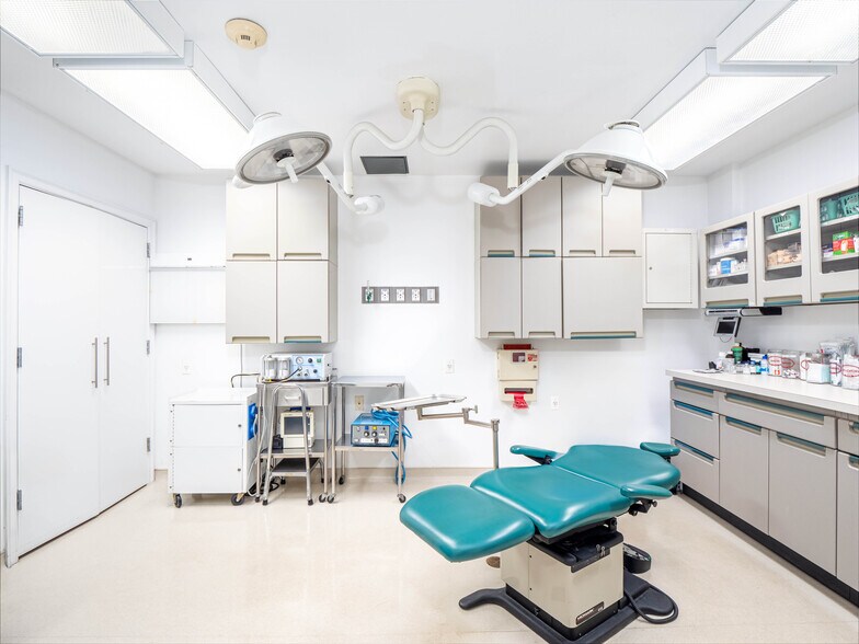 More Photos Of 900 Park Ave, New York Apartments For Sale