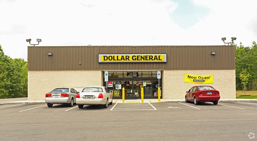 More Photos Of 7925 Wilson Blvd, Columbia Freestanding For Sale