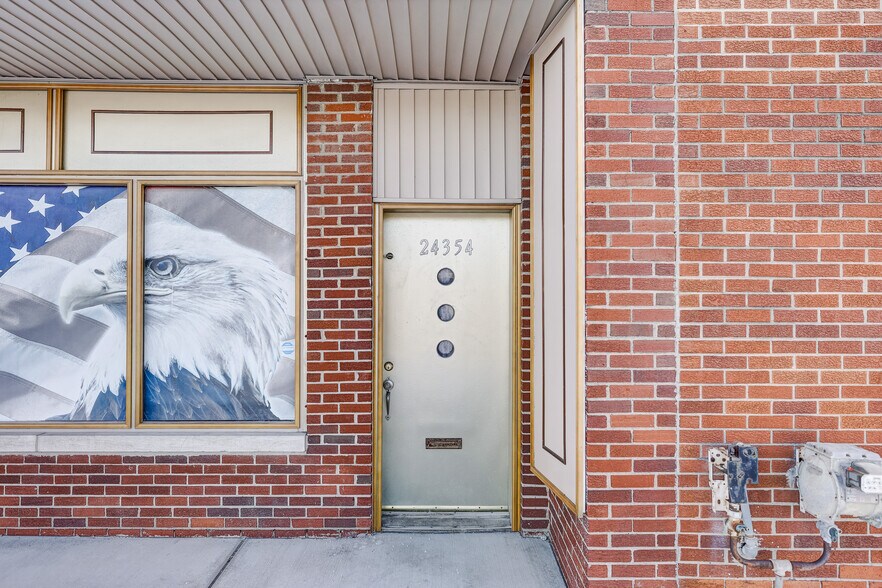 More Photos Of 24354 John R Rd, Hazel Park Flex For Sale